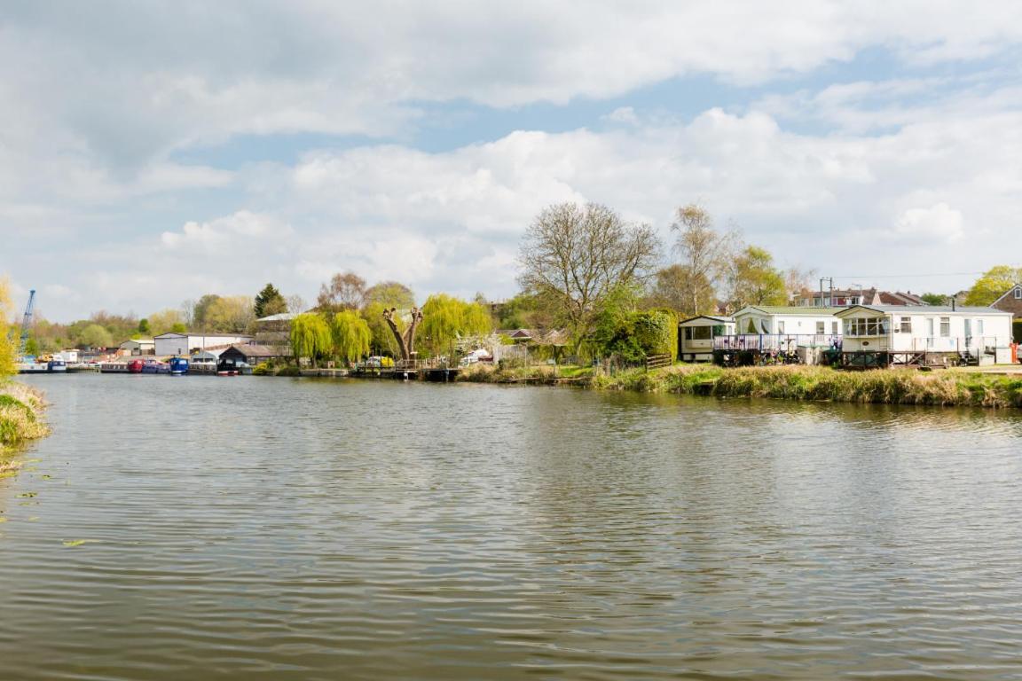 Riverside Cottage Έβεσαμ Εξωτερικό φωτογραφία